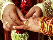 ఈమె మహా ముదురు: మూడు పెళ్లిళ్లు, మూడు ప్రేమలు, నడిరోడ్డుపై నాటకం 