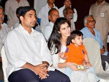 ఒకేరోజు పర్యటన: ఆశ్చర్యపరిచిన లోకేష్, బ్రాహ్మణి భావోద్వేగం