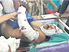 జగన్ కంచుకోటలో.. వైసీపీ నేతపై హత్యాయత్నం: వేటకొడవళ్లతో విరుచుకుపడి..