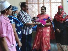 మానవత్వం బతికే ఉంది: చెత్త కుప్ప నుంచి శిశు గృహానికి... 