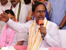 చిల్లరగాళ్లు, గొర్రెలు: తెలంగాణ సీఎం కేసీఆర్ తీవ్ర వ్యాఖ్యలు