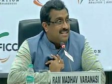అన్ని రాష్ట్రాల్లో బిజెపి జెండా, ఉద్యోగాల కోసం వెతక్కండి: రామ్ మాధవ్