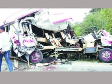 ఏపీలో 4గురు స్పెయిన్ దేశస్తుల మృతి: అక్కడ పలు ప్రమాదాలు