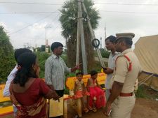చంద్రబాబు నివాసం వద్ద పురుగుమందు డబ్బాతో వ్యక్తి హల్చల్