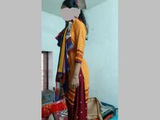  విద్యార్థిని ఆత్మహత్య: ఆగ్రహించిన విద్యార్థులు హాస్టల్ ఫర్నిచర్ ద్వంసం