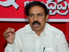  కంచ అయిలయ్య రాసిన పుస్తకాన్ని నిషేధం ధైర్యం ఉందా?: సిపిఐ