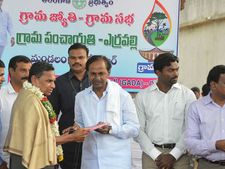  దీని భావమేమి అన్నా రామన్న: ప్రగతి దూరంగా దత్తత పల్లెలు