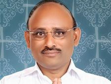 టిటిడి చైర్మన్ పోస్ట్: టిడిపి నేత సుధాకర్ యాదవ్‌కు మంత్రి ఝలక్
