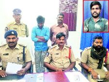  ప్రియురాలి కోసం ఏటీఎం దొంగగా మారిన యువకుడు