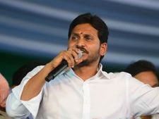 వైసీపీకి మరో షాక్, జగన్ తీరుపై అసహనం: టీడీపీలోకి కర్నూలు ముఖ్య నేత