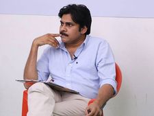 జగన్ కంటే భిన్నంగా, వేగంగా పవన్ కళ్యాణ్: పక్కా ప్లాన్‌తో అడుగులు