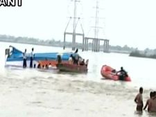 ఇలా మరింత ప్రాణనష్టం తప్పింది, స్పీడ్ బోట్ ఉంటే: కళ్ల ముందే భర్తను కోల్పోయిన మహిళ బాధ