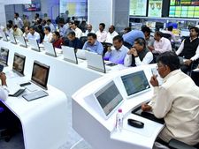 బాబు చేతుల మీదుగా లేజర్ షో, మ్యూజికల్ ఫౌంటెన్