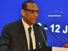 ఇదీ ప్రగతి, విభజన కష్టాలు ఎదుర్కొంటూనే..: గవర్నర్, ప్రత్యేక ఆకర్షణగా  దేవాన్ష్