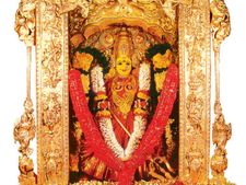  దుర్గ గుడిలో పూజలు: సీఎంకు రెండు నివేదికలు