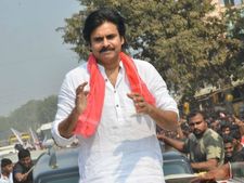 ప్రజల కోసం వస్తే విమర్శలా?: పవన్ కారుపైకి చెప్పు, సభలో గందరగోళం 