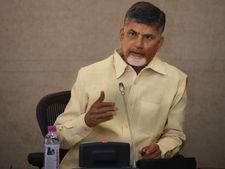 రాజకీయ నిర్ణయమే, తొందరవద్దు: బడ్జెట్‌పై చర్చలో చంద్రబాబు ఆవేదన
