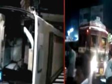 విశాఖలో ఘోర రోడ్డు ప్రమాదం;ట్రావెల్ బస్సు బోల్తా:40 మందికి గాయాలు