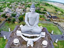 అమరావతి షాక్: రాజధానిలో అర్ధరాత్రి రోడ్డు నిర్మాణం అడ్డుకున్న రైతు, ఏం జరిగిందంటే?