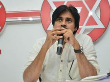 టార్గెట్ 2019: కర్నూల్ జిల్లాలో త్వరలో జనసేనాని టూర్, పవన్ ప్లాన్ ఇదే