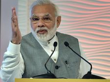 రూ. 25 వేల కోట్ల రాయితీ, అమ్మ స్కూటర్ పథకం, ప్రధాని మోడీ హాజరు, కావేరీ సమస్య! 