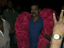 రౌడీబర్త్ డే పార్టీ: టార్గెట్ టీటీవీ దినకరన్ మద్దతుదారులు, ఎన్ కౌంటర్, పళని, పన్నీర్!  