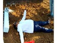 దేవస్థానం భూములు ఆక్రమణకు మాజీ ఎమ్మెల్యే యత్నం...అడ్డుకున్నఅధికారులు
