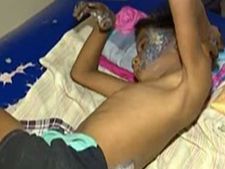 ప్రియుడి కోసం మరో గృహిణి ఘాతుకం...కన్న కొడుకుకు చిత్రహింసలు...