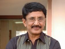 'పవన్‌ను విమర్శిస్తే మమ్మల్ని విమర్శించుకోవడమే, మోడీకి తప్పుడు సమాచారం'