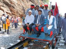 ఫిరంగిపురం రైల్వే స్టేషన్...త్వరలో ఎపిలోనే తొలి మహిళా స్టేషన్...