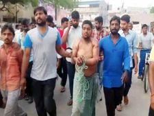 గుంటూరుజిల్లాలో సైకో దాడి...ముగ్గురికి తీవ్రగాయాలు