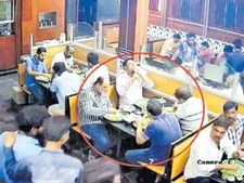 ఎవరా నలుగురు?: నిందితులకు రాచమర్యాదలా!, అసలు అక్కడికి ఎందుకెళ్లారు..