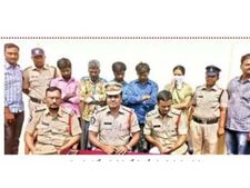 అంతా భార్యే చేసింది: వీడిన డెత్ మిస్టరీ, హెచ్ఐవి సోకినా మారలేదనే..