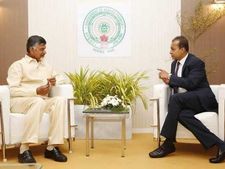 అమరావతిలో చంద్రబాబును కలిసిన అనిల్ అంబానీ