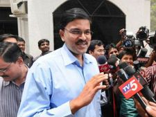 సహలాలపుట్టుగ గ్రామాన్ని దత్తత తీసుకున్న లక్ష్మీనారాయణ
