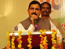 చంద్రబాబు ఓపికకు జోహార్లు, 25ఎంపీలు గెలిస్తే..: మహానాడులో సుజనా చౌదరి