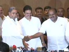  అసమ్మతి: పూర్తి మంత్రి వర్గం లేదు, సీఎం కుమారస్వామి, జేడీఎస్ దారిలో కాంగ్రెస్, టైం ఫిక్స్ ! 