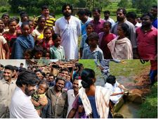 గిరిజనులతో మమేకం, అండగా ఉంటాం: విశాఖ ఏజెన్సీలో పవన్ కళ్యాణ్ ఇలా..