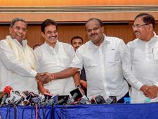 కులం, ప్రాంతం, కాంగ్రెస్ కర్ణాటక మంత్రి పదవులు, రామలింగా రెడ్డికి నో చాన్స్, అసమ్మతి! 
