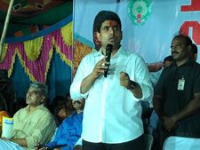 బాబు ఇలాచేస్తే అసలు విషయాలు చెప్తామని జీవీఎల్: హోదాకు అది అవసరమా అని లోకేష్