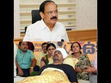 నేడు కడప జిల్లా బంద్: సీఎం రమేష్ ఆరోగ్యంపై వెంకయ్య ఆరా