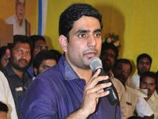 మీరు భయపడుతున్నారు: పవన్ కళ్యాణ్ విశాఖ సభకు నారా లోకేష్ కౌంటర్