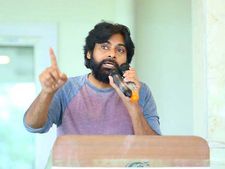 నాకు బెదిరింపులు: పవన్ షాకింగ్, 'అమరావతికి రైతు త్యాగం అబద్దం'