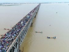 మిస్టర్‌ పవన్‌ కళ్యాణ్...మీకు సిఎం సీటు దక్కదు:టిడిపి దళిత నేతలు