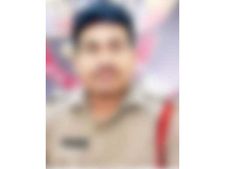 ‘అందంగా ఉంటావు.. మీ ఇంటికి రానా?’: మహిళకు ఎస్ఐ వేధింపులు