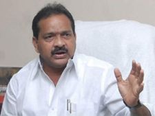 బిజెపి ఎంపి జివిఎల్ పై కొనసాగుతున్న టిడిపి నేతల మాటల దాడి:తప్పుదోవ పట్టిస్తున్నాడు! 