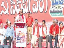 మోడీ పెద్దన్న, బాబు చిన్న తమ్ముడు: జగన్‌పైనా వామపక్షాల విసుర్లు, ‘జనసేనతోనే..’
