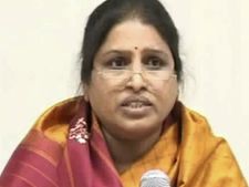 మాజీ స్పీకర్ ప్రతిభా భారతి ఆరోగ్య పరిస్థితి మరింత విషమం...ఆమె భర్త కృష్ణప్రసాద్ కు అస్వస్థత
