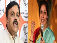 గవర్నర్‌ నరసింహన్‌ ను కలిసిన ఎంపి జీవీఎల్;కాంగ్రెస్‌తో టీడీపీ పొత్తు సిగ్గుచేటు:పురంధేశ్వరి