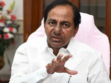 కేసీఆర్! మీరు ఏపీ ప్రజల మనోభావాలు దెబ్బతీస్తున్నారు, ఇక మారండి: ప్రత్యేక హోదా పోరాట సమితి లేఖ
